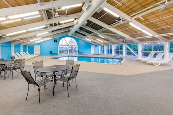 wingate by wyndham canton hall of fame