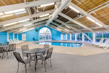 wingate by wyndham canton hall of fame