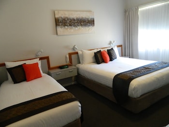 orana windmill motel
