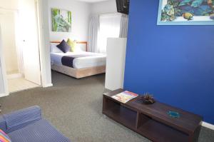 orana windmill motel