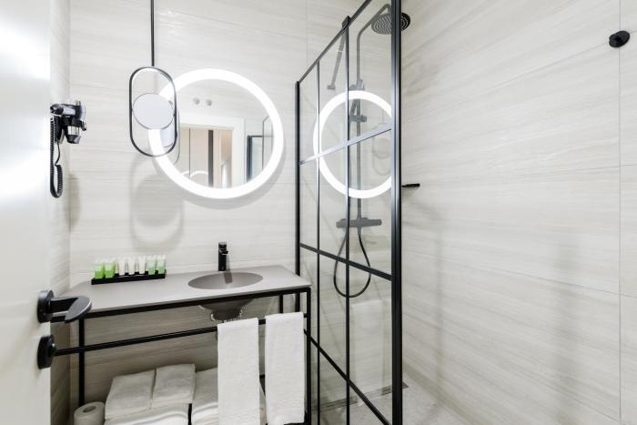 smartrental collection gran via centric