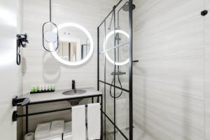 smartrental collection gran via centric