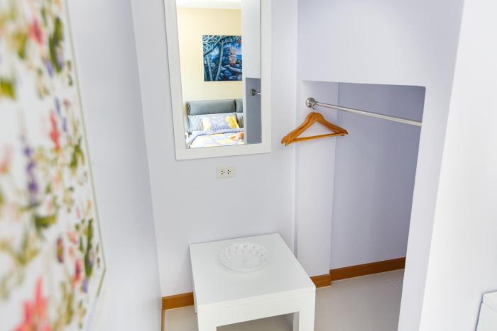 yaya b by briza group