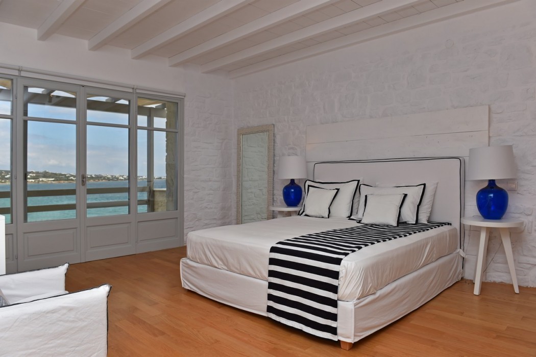 paros