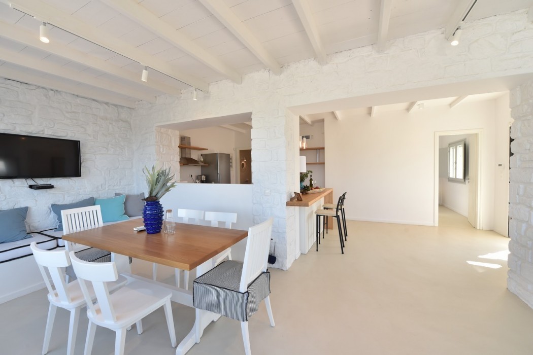 paros