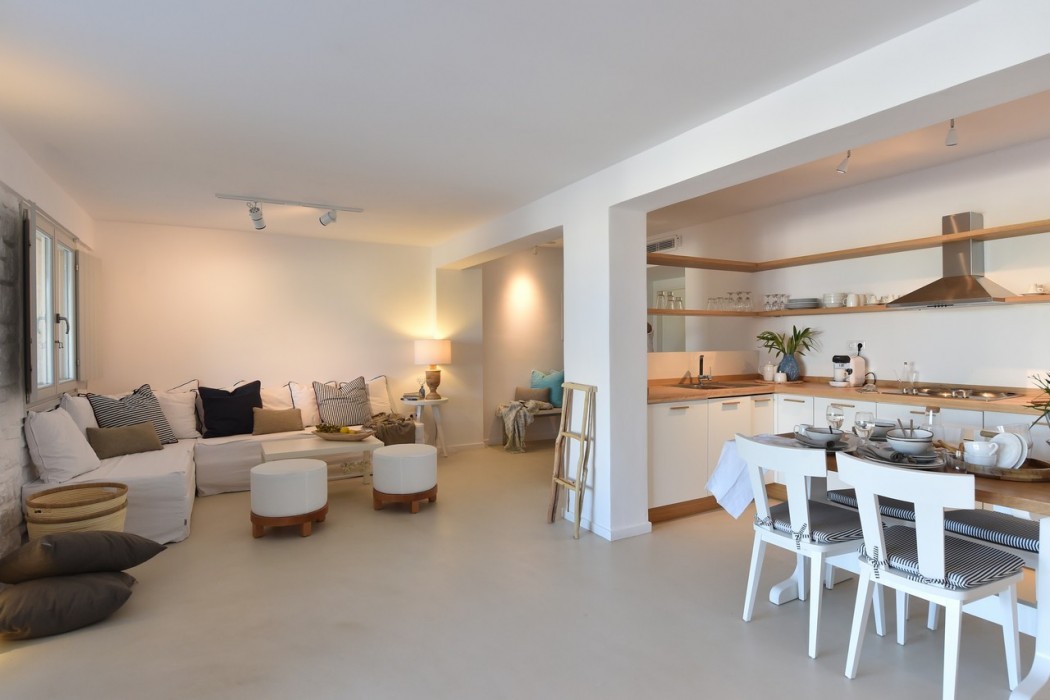 paros