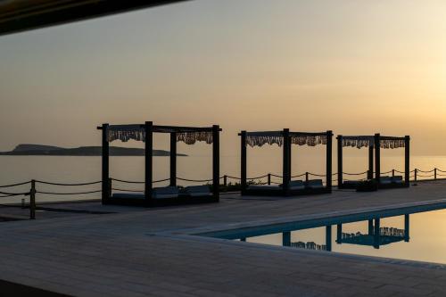 paros