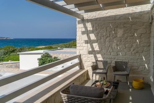 paros
