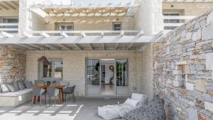 paros