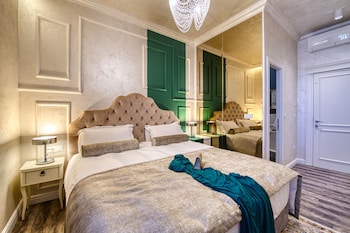 riva palace design rooms