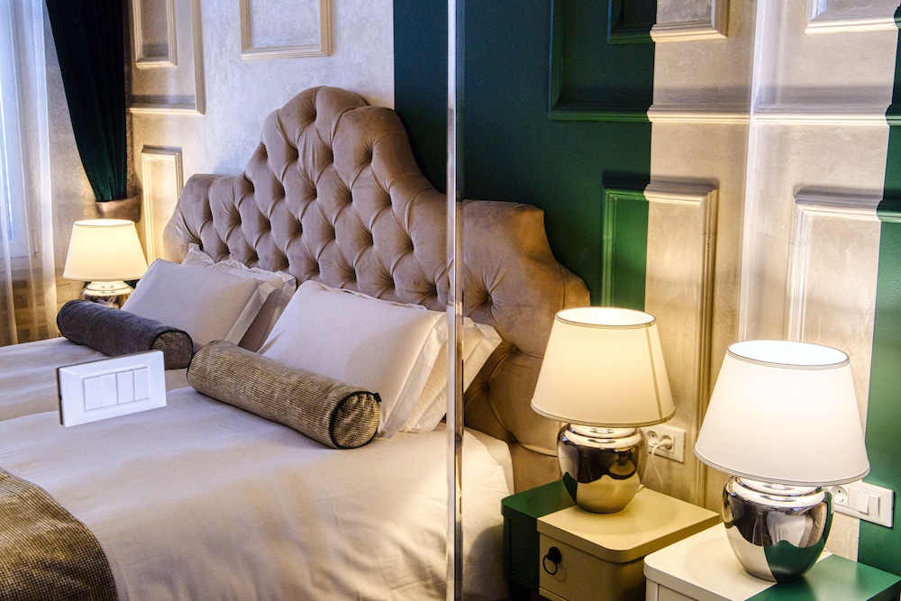 riva palace design rooms