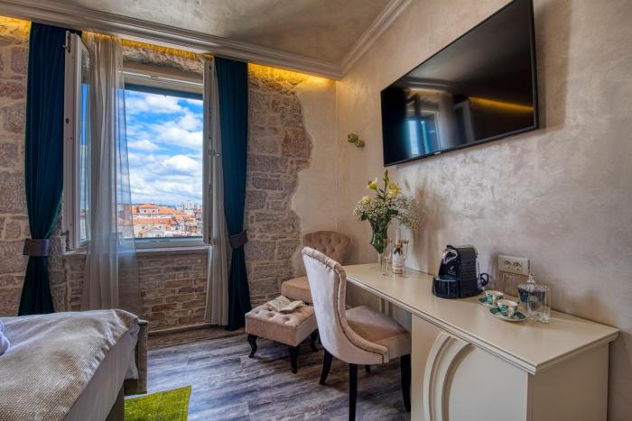 riva palace design rooms