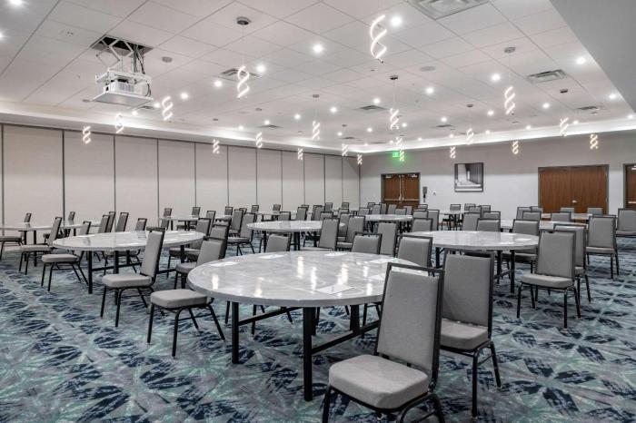 cambria hotel nashville airport