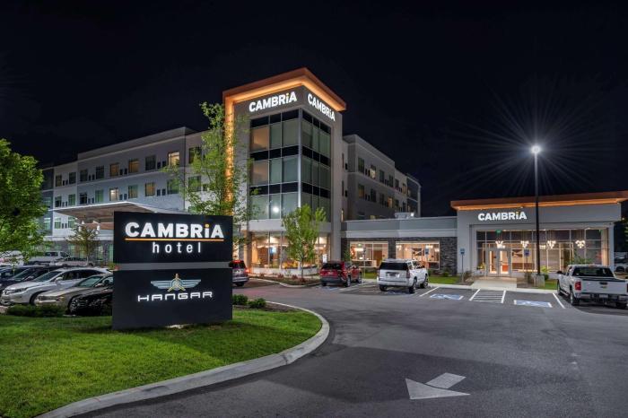 cambria hotel nashville airport