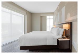 cambria hotel nashville airport