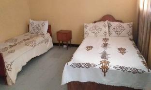 Lalibela Homestay,Arbatu Ensessa>>Lalibela,2.5 star