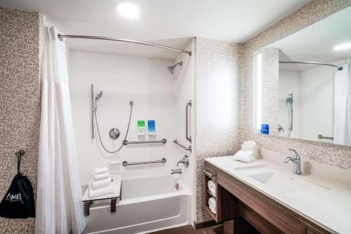 home2 suites by hilton brunswick