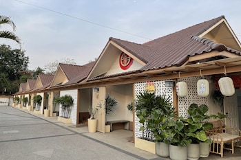 bb house and resort