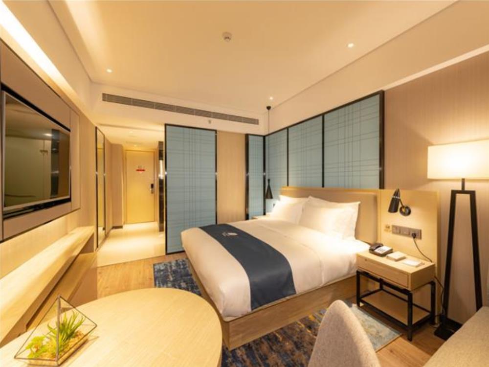 echarm hotel guilin north high speed railway station