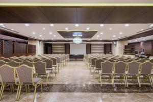 crowne plaza madinah by ihg