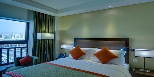 crowne plaza madinah by ihg
