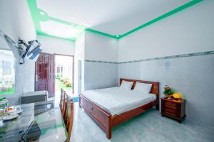 hotel nguyen toan