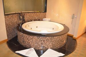 eastyard khobar hotel