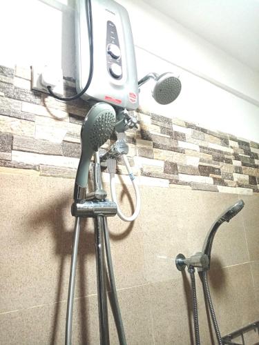 surf and relax inn arugambay