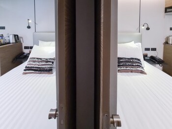 sova hotel bangkok