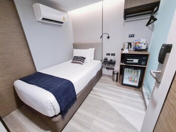 sova hotel bangkok