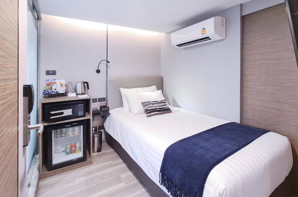 sova hotel bangkok
