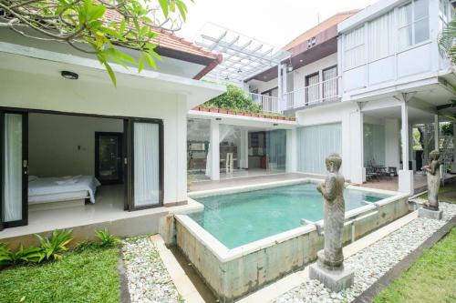 villa puri ratna