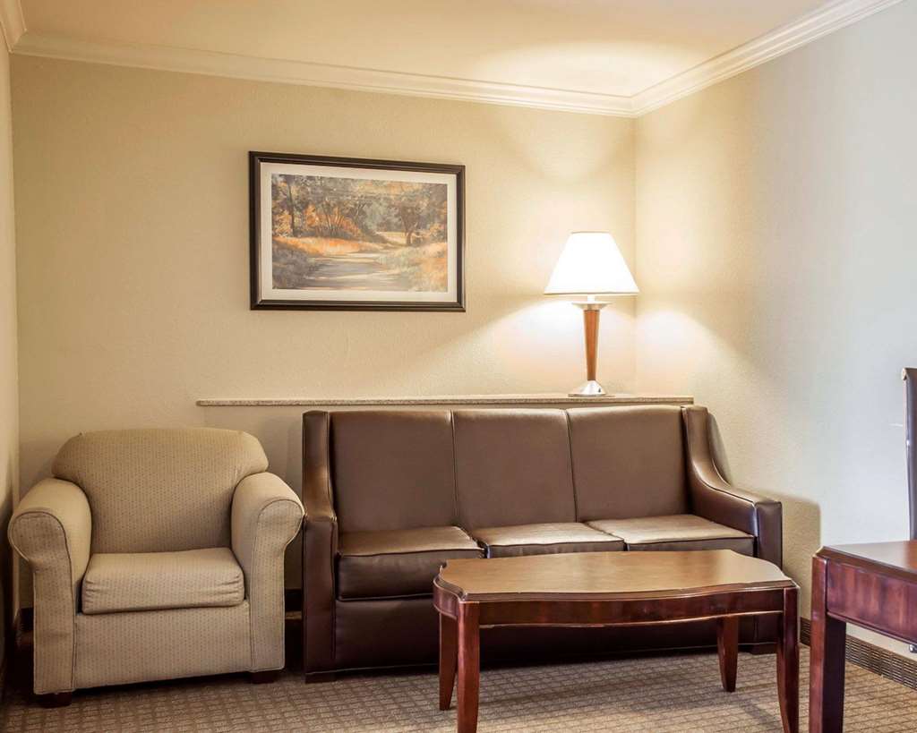 comfort suites cincinnati north