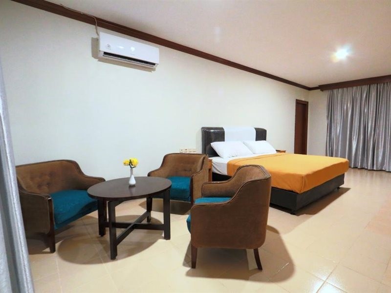 adiroso executive guest house