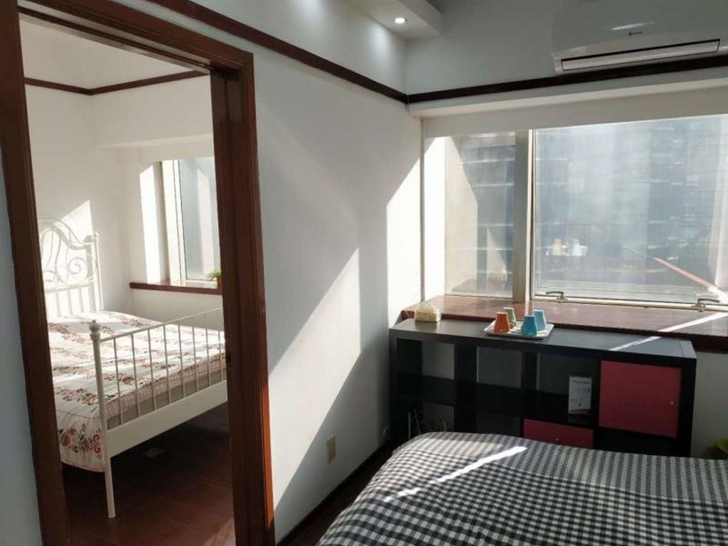 inestin shanghai apt lujiazui
