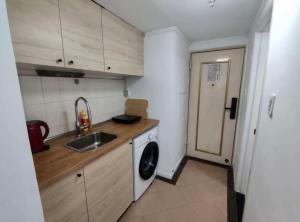 inestin shanghai apt lujiazui