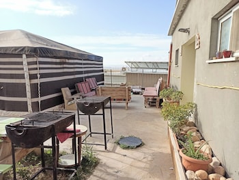 khan alsira amazing bedouin hospitality