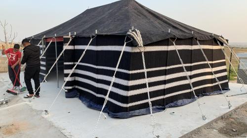 khan alsira amazing bedouin hospitality
