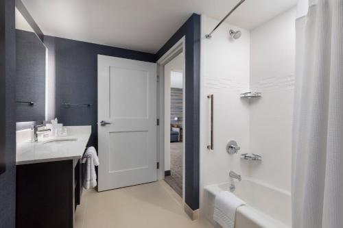 residence inn long island garden city