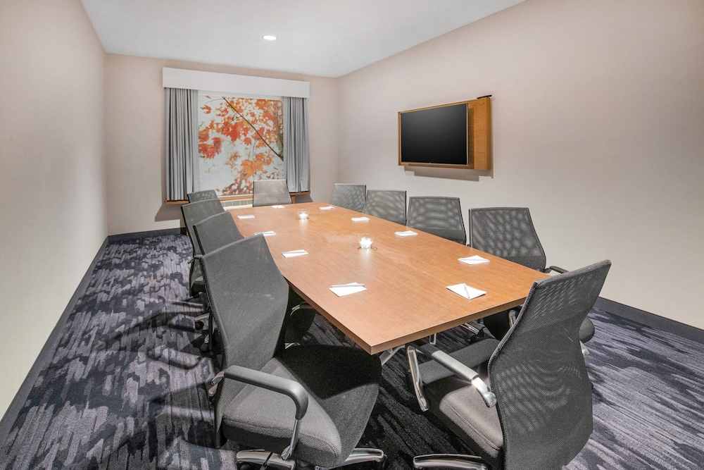 fairfield inn and suites by marriott columbus new albany