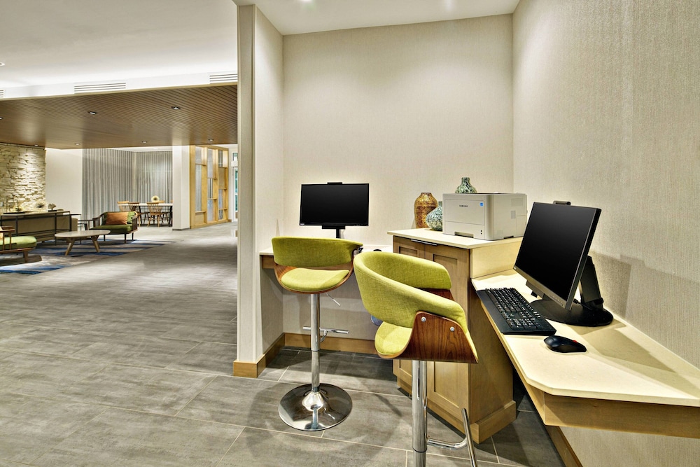 fairfield inn and suites by marriott columbus new albany
