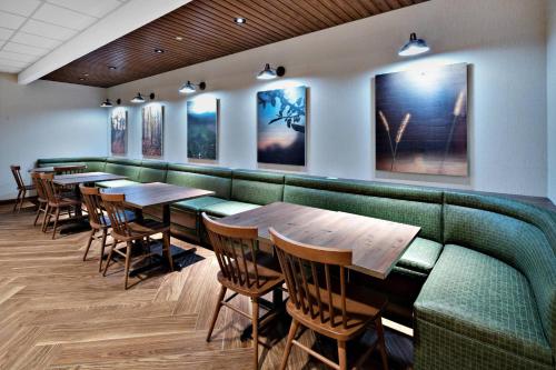 fairfield inn and suites by marriott columbus new albany
