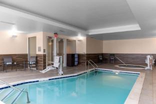 fairfield inn and suites by marriott columbus new albany