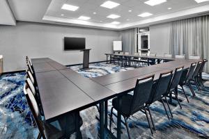 fairfield inn and suites by marriott columbus new albany