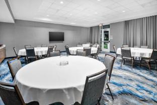 fairfield inn and suites by marriott columbus new albany