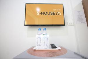 s house hotel surin