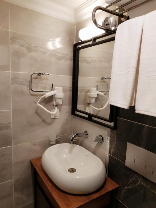 farina hotel by cigno