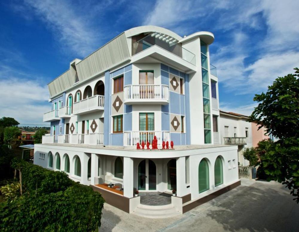 hotel biancaneve