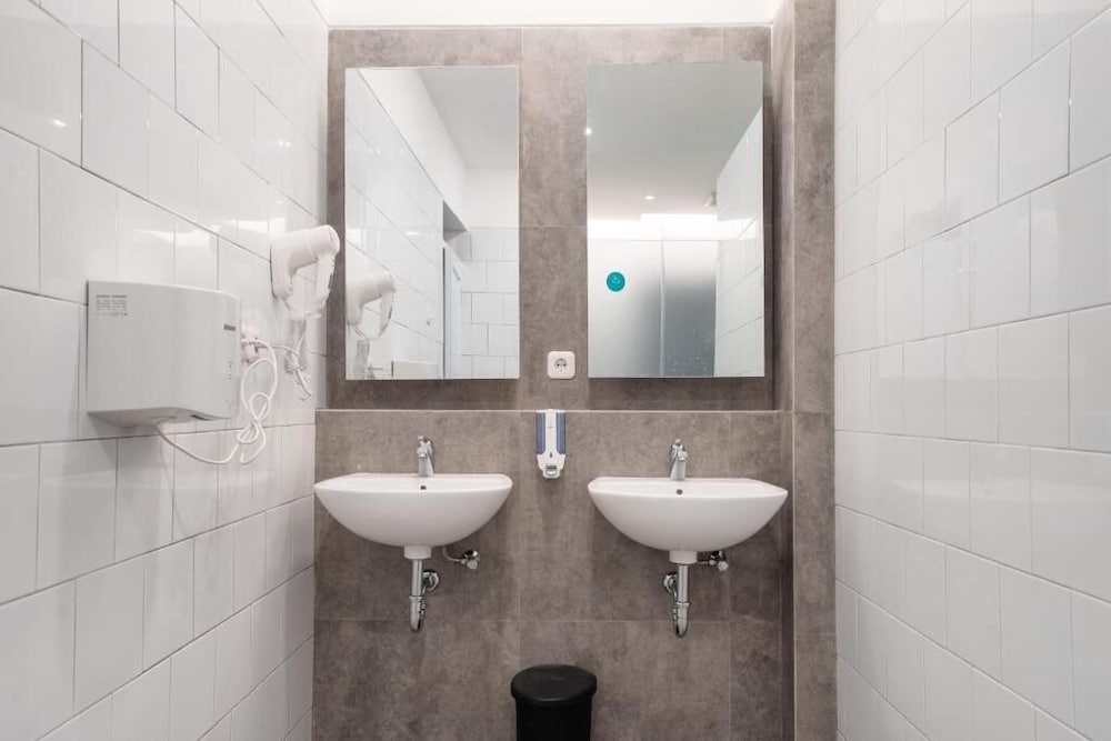 bobobox pods kebayoran baru