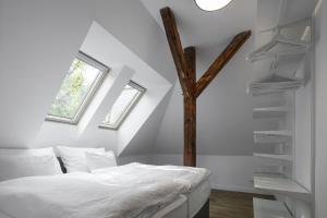 pytloun flat hotel